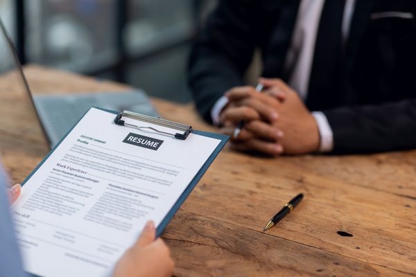 Photo pour cv femme : les secrets d'une image réussie